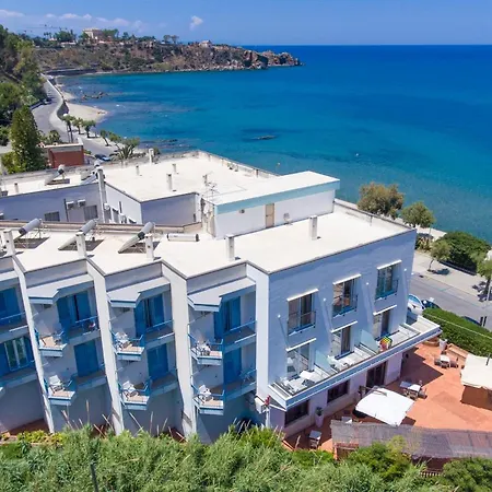 Tourist Szálloda 3*