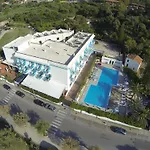 Hotel Tourist