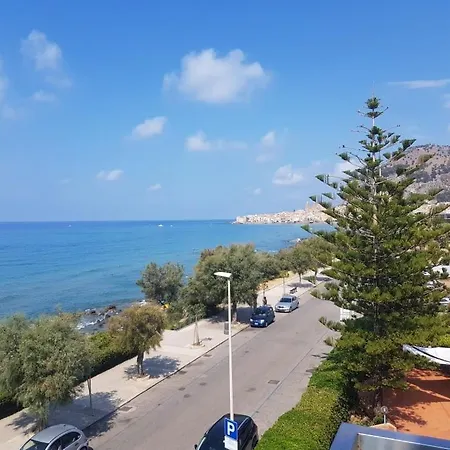 Tourist Hotell 3*