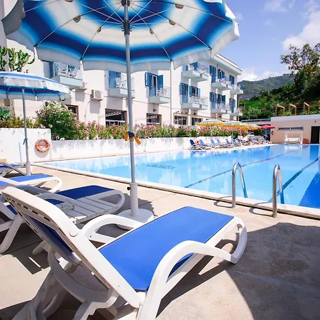 Tourist Hotel