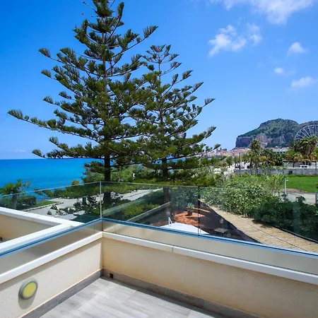 Tourist Hotell 3*