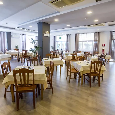 Tourist Hotel