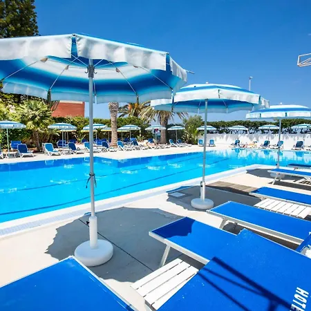 Tourist Hotel