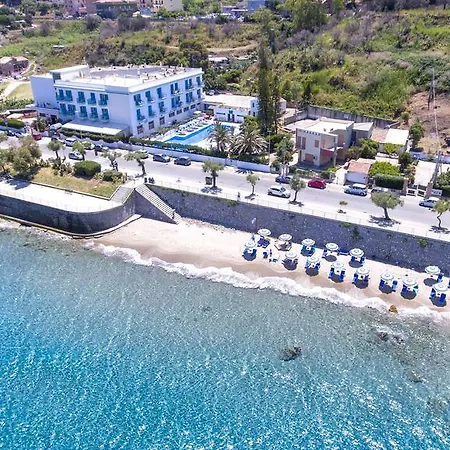 Tourist Hotell 3*