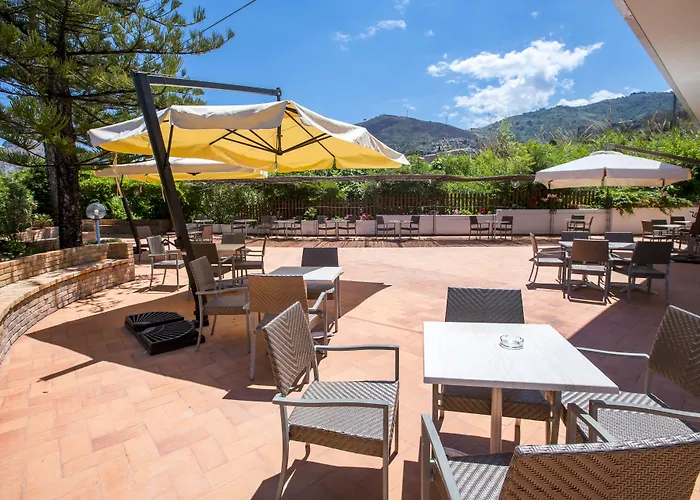 Tourist Szálloda 3*